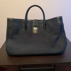 Dooney & Bourke Large Hand Bag